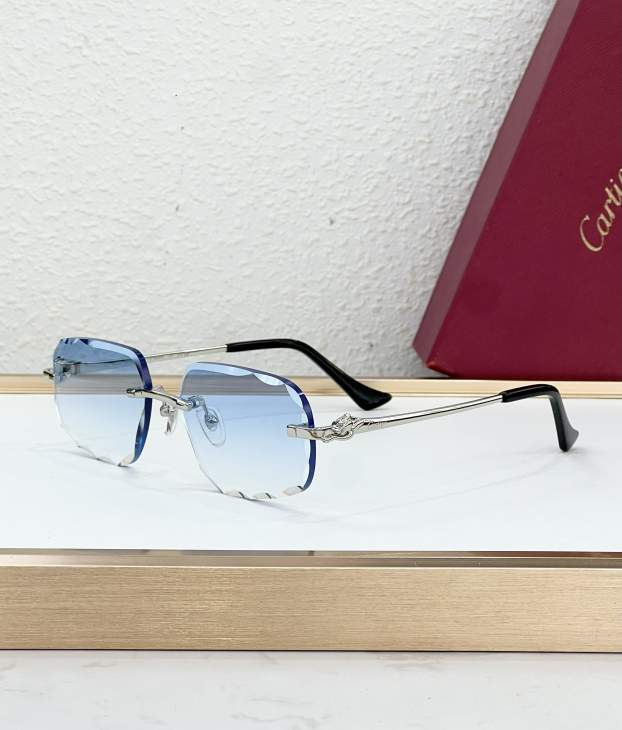 Picture of Cartier Sunglasses _SKUfw80239074fw